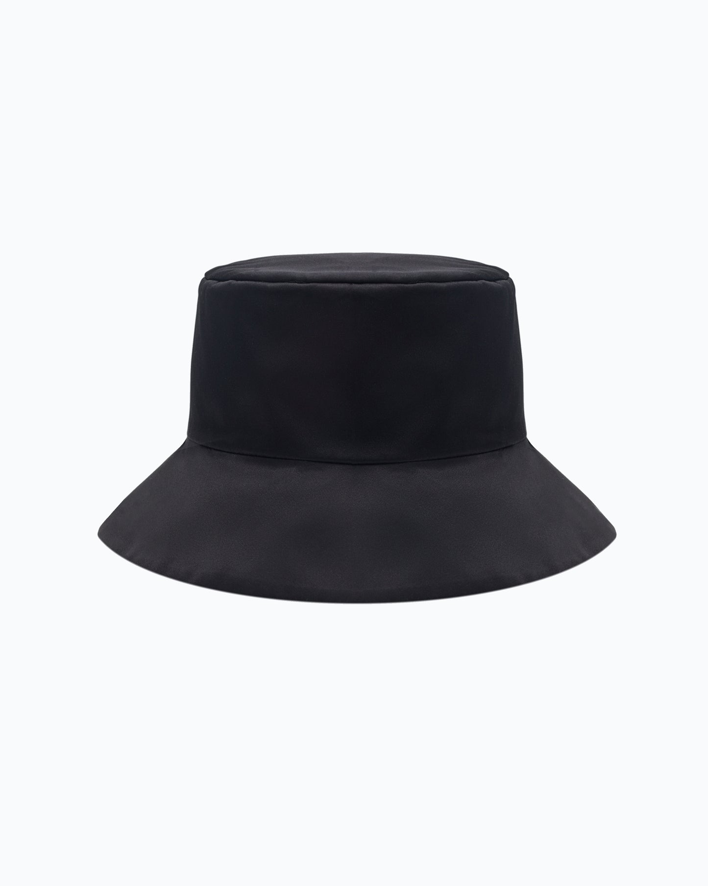 Hilma silk bucket hat