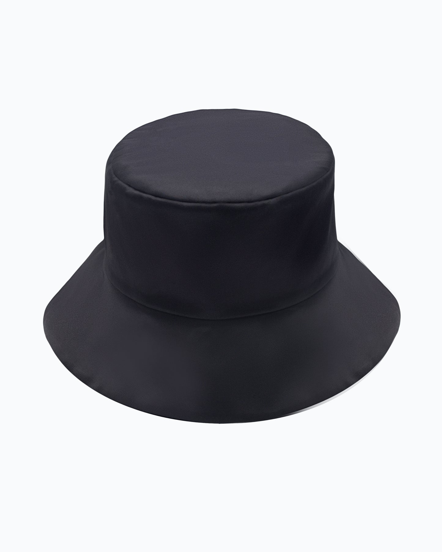 Hilma silk bucket hat